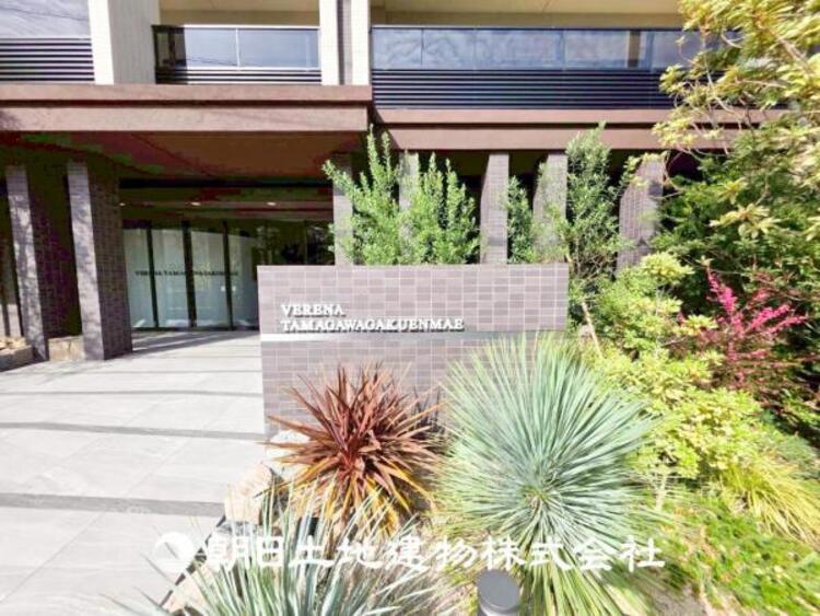 外観 【外観写真】自然素材を活かした外観が魅力のナチュラルテイストな住宅。周囲の景観と調和し、心地よい暮らしを提供します。