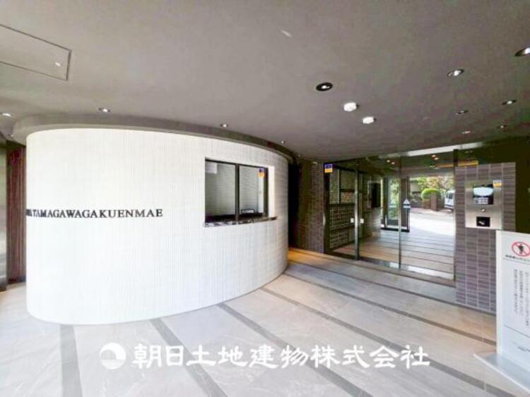 エントランス 【エントランス】 オートロック付きでセキュリティー面も安心です。