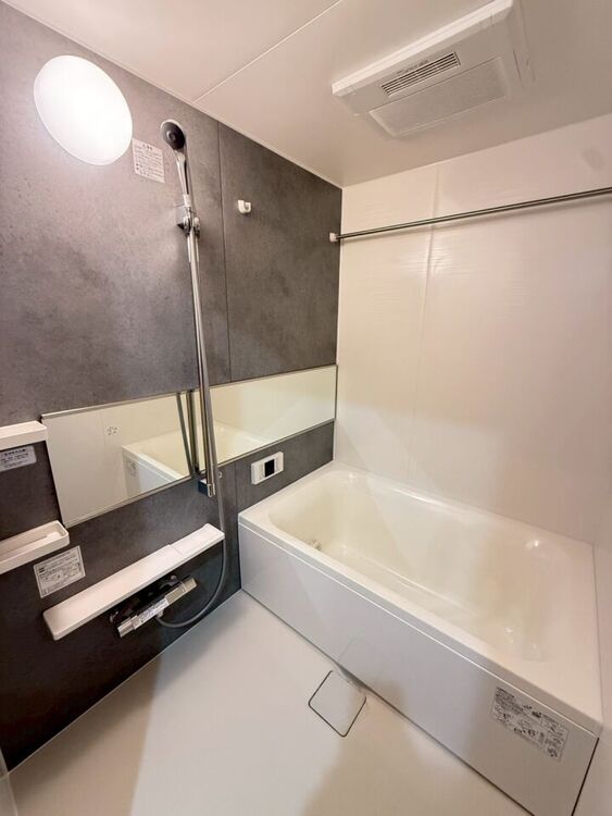 風呂 浴室浴室暖房乾燥機付き♪雨の日の洗濯も安心です♪