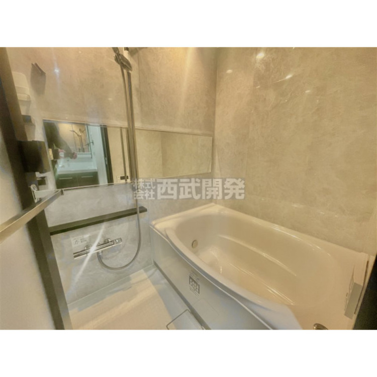 風呂 お風呂に入って一日の疲れを癒しましょう。