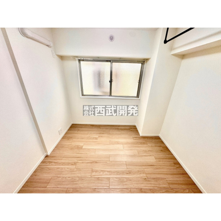 内装 サービスルーム4.2帖