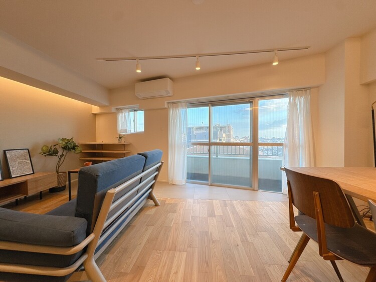 居間 過ごす時間が、たくさんの思い出として紡がれていく場所。