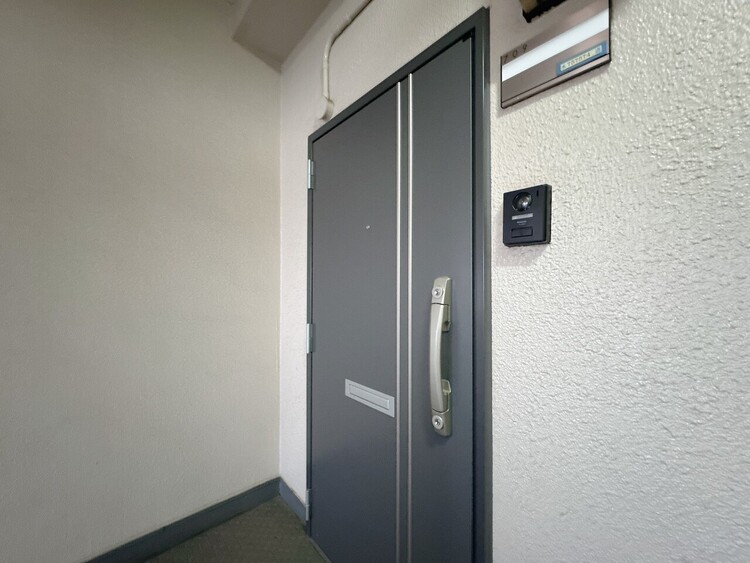 玄関 玄関を開ければ、そこは安らぎのご自宅。