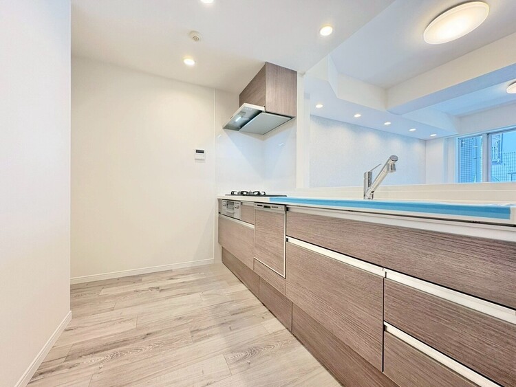 キッチン 洗練されたスタイリッシュなデザイン性と使いやすさを備えた仕様。