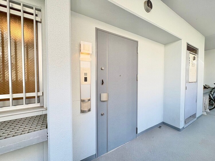 玄関 玄関を開ければ、そこは安らぎのご自宅。