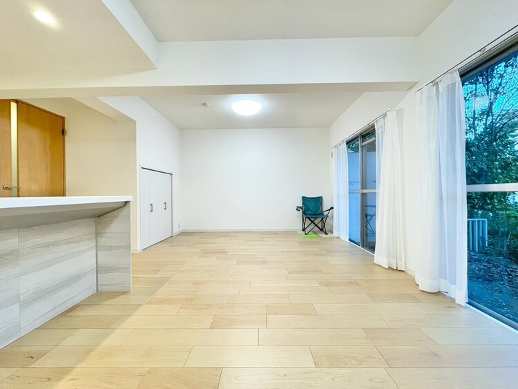 居間 豊かな居住性と、安心感を満たすクオリティが見事に調和した住空間。