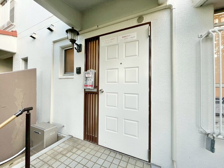 玄関 玄関を開ければ、そこは安らぎのご自宅。