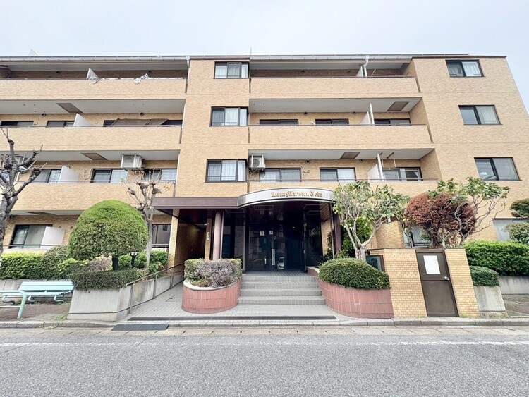 外観 資料には掲載していない情報が、現地にはたくさんあります。是非一度、現地をご確認ください。