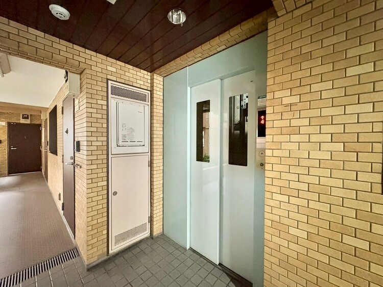 その他 エレベーターの管理も、きちんと行き届いてます。