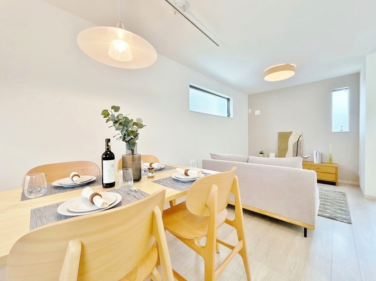 居間 豊かな居住性と、安心感を満たすクオリティが見事に調和した住空間。