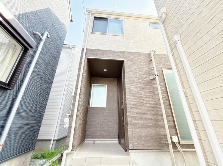 外観 資料には掲載していない情報が、現地にはたくさんあります。是非一度、現地をご確認ください。