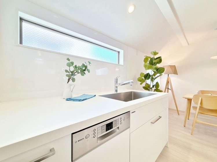 キッチン 洗練されたスタイリッシュなデザイン性と使いやすさを備えた仕様。