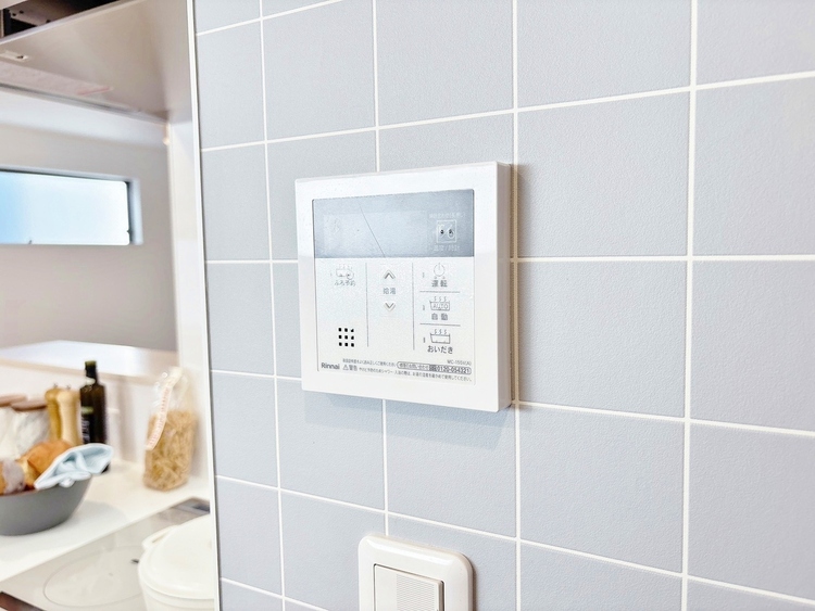 設備 見やすい画面で操作しやすい給湯パネルです。