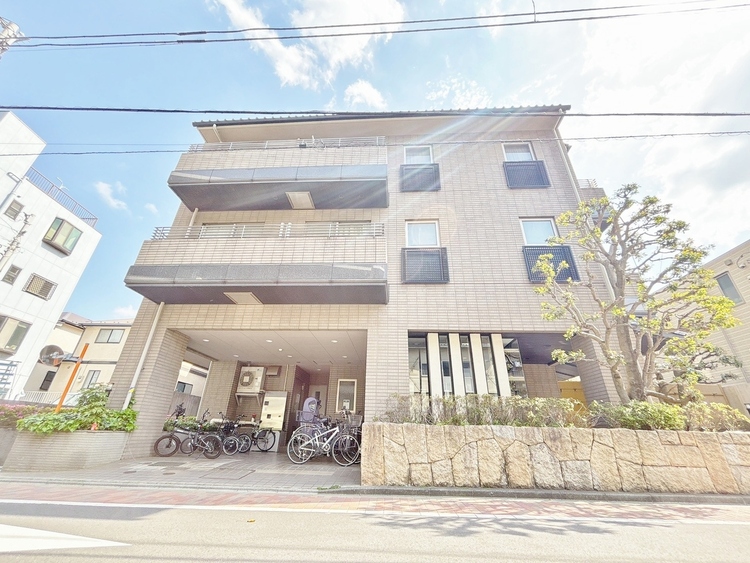 外観 現地に足をお運びいただいた際には、周辺散策などをお勧めいたします。