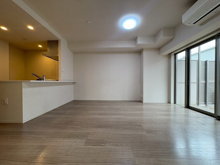 居間 豊かな居住性と、安心感を満たすクオリティが見事に調和した住空間。