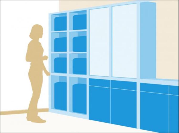 設備 パントリー　お米などの食品ストックや大きな食器、頻繁には使わない調理家電などを収納でき、キッチンもスッキリ片付きます。災害時の備蓄食材の保管スペースとしても便利です。