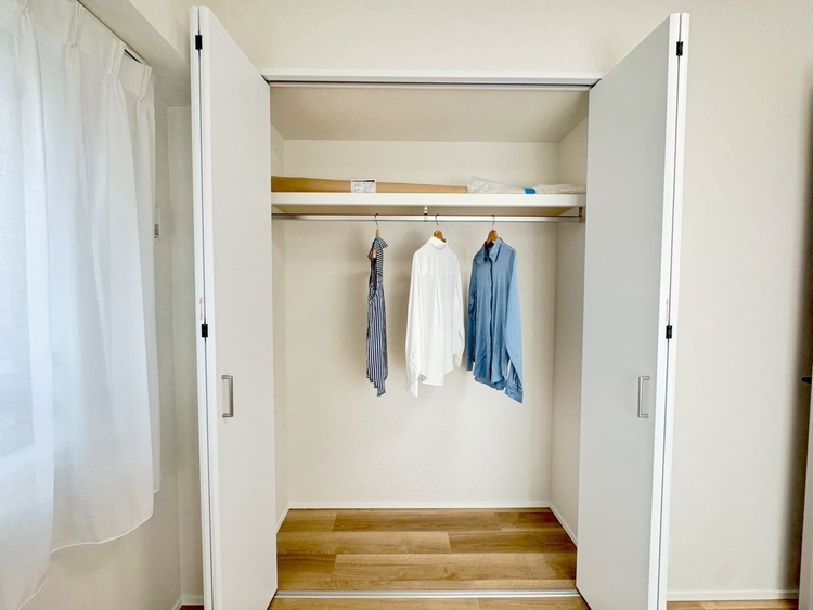 その他 収納スペースが付いていて、お部屋を広く使っていただけます。