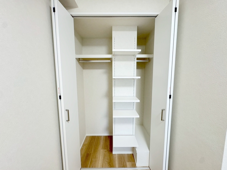 その他 家電やスーツケース、ストック品など何でも片付く嬉しい空間です。