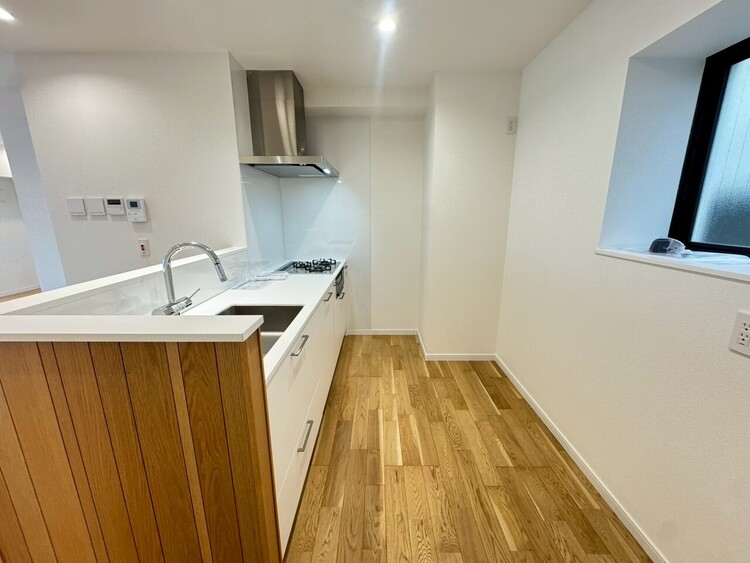 その他 開放感のあるキッチンスペース。調理をしながら、会話も弾みそうですね。