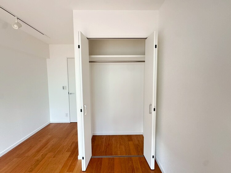 その他 家電やスーツケース、ストック品など何でも片付く嬉しい空間です。