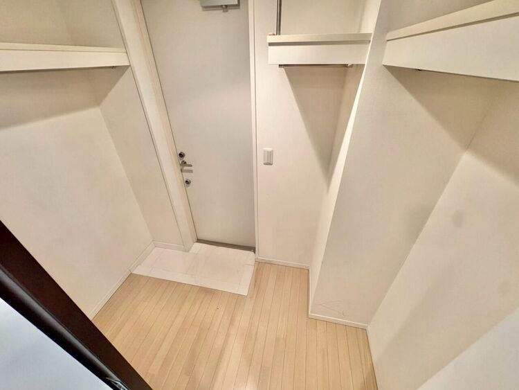 その他 収納スペースが付いていて、お部屋を広く使っていただけます。