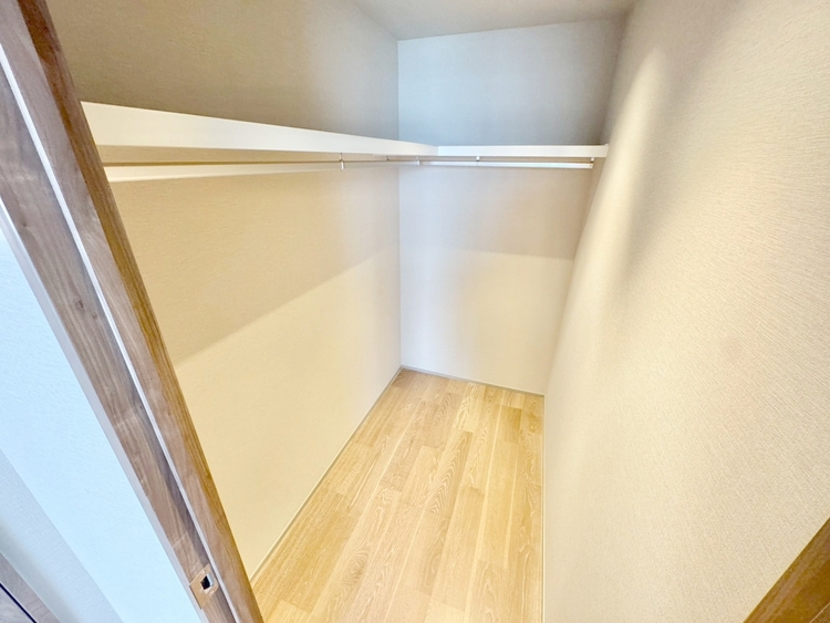 その他 収納スペースが付いていて、お部屋を広く使っていただけます。