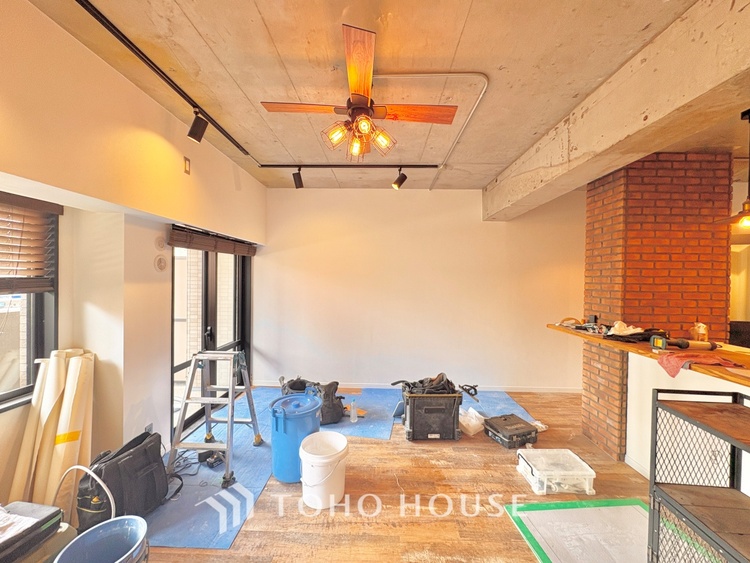 内装 《改装中》家族みんなの笑顔が、笑い声が絶えない幸せいっぱいのこの場所で新たな生活が始まる