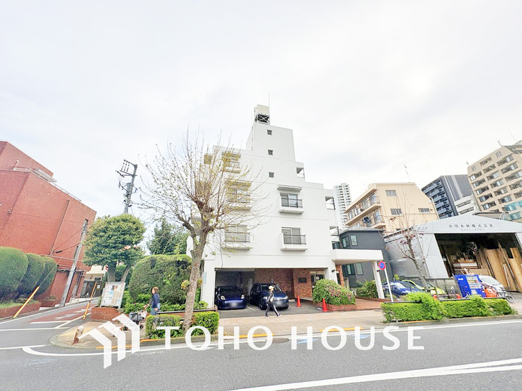 外観 〜新規リフォーム・最上階・角住戸〜都心の利便性に優れた好立地に佇むマンションです〜