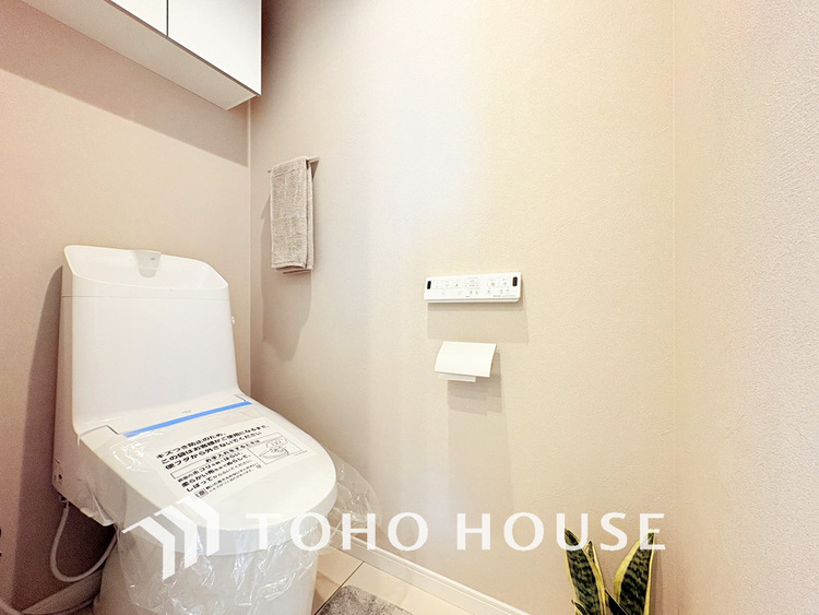 トイレ トイレには快適な温水洗浄便座付