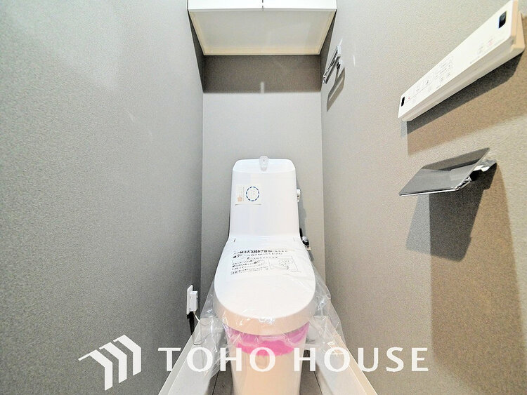 トイレ トイレには快適な温水洗浄便座付
