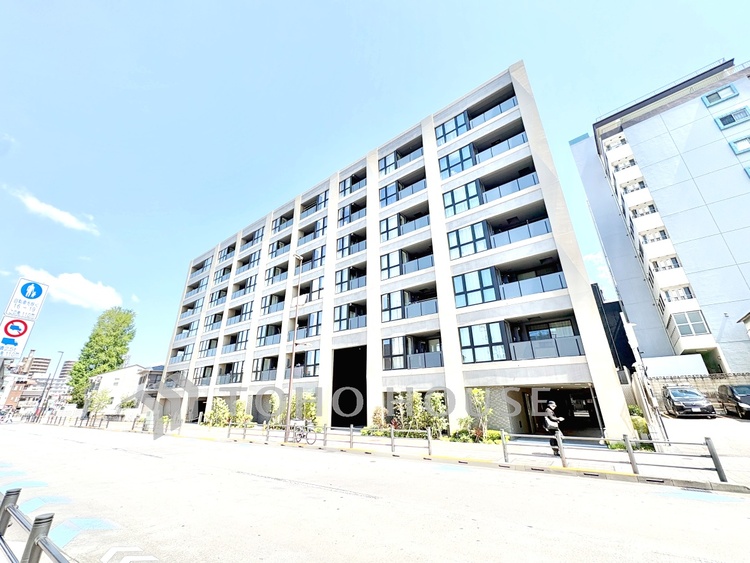 外観 【外観】堂々としたフォルムが印象的な外観。帰宅するたびに安心感を与えてくれるマンションです。