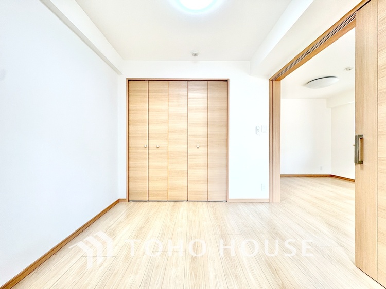 内装 【居室】シンプルで使いやすく、どんな家具にも馴染む居室です。