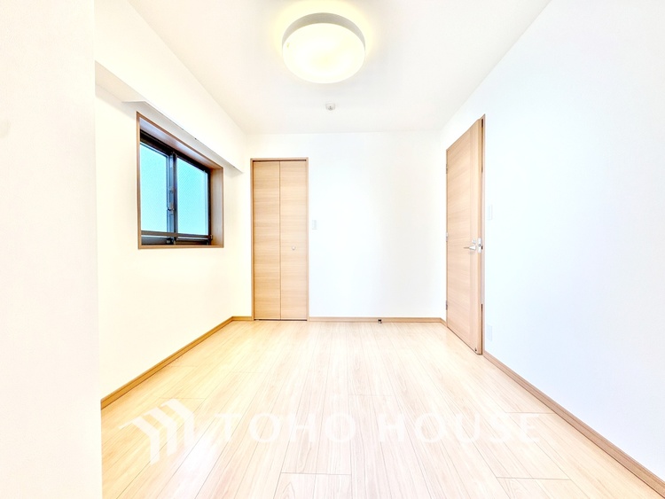 内装 【居室】家具のレイアウトがしやすく、暮らしに合わせやすい物件。