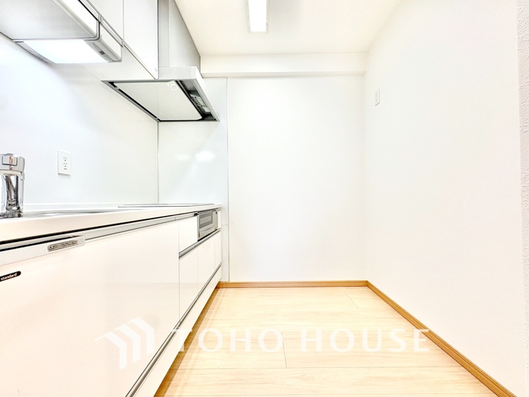 キッチン 【キッチン】ご家族との会話を楽しみながらお料理ができる空間です。の中心になる場所です。