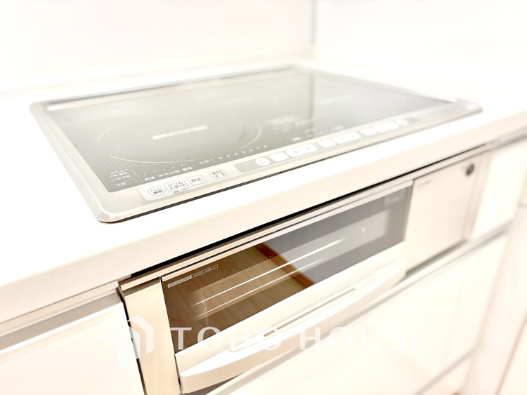 キッチン 【キッチン】家事動線にも配慮され、暮らしをスムーズにしてくれます。