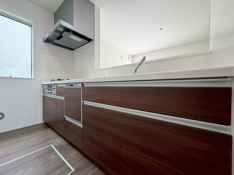 その他 使いやすくスタイリッシュなキッチン空間になっております。