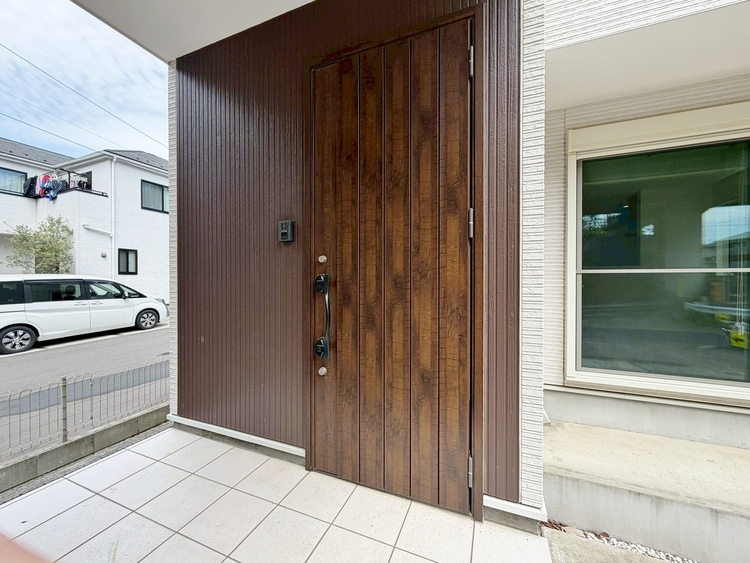 その他 清潔感のある落ち着いた雰囲気の玄関です。