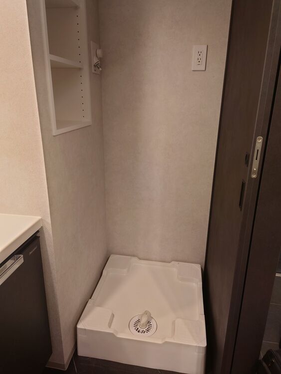 その他 十分な広さの脱衣所。