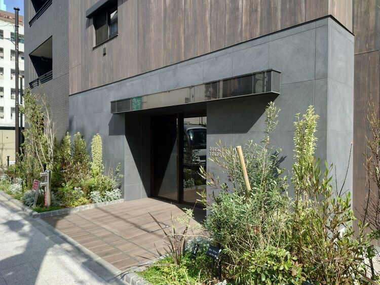 その他 上質感漂う玄関アプローチです。