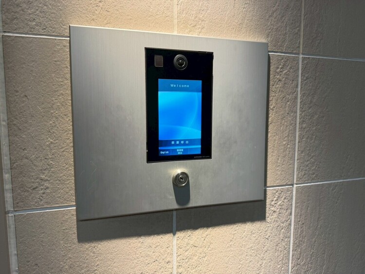 その他 誰が来てもわかる様にモニター付きインターホンを設置。