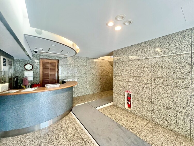 その他 館内は静寂な中が保たれており、管理が行き届いている印象を受けました。