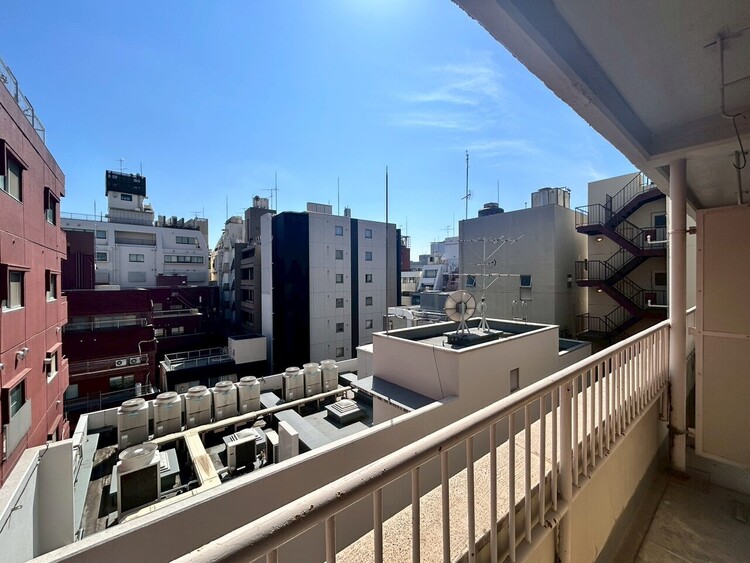 その他 眺望や窓からの景色が良いと、家で過ごす時間も快適です。