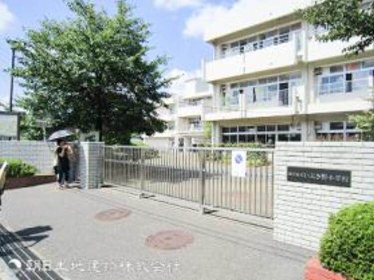 周辺 いぶき野小学校820ｍ