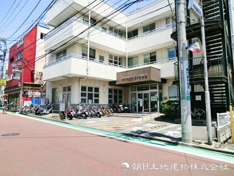 周辺 【医療法人愛生会三ツ境病院】280ｍ　地域に根ざし内科から整形外科まで幅広く診療する三ツ境病院。丁寧な医療と通いやすい立地で、住民の健康を支える安心の地域病院です。