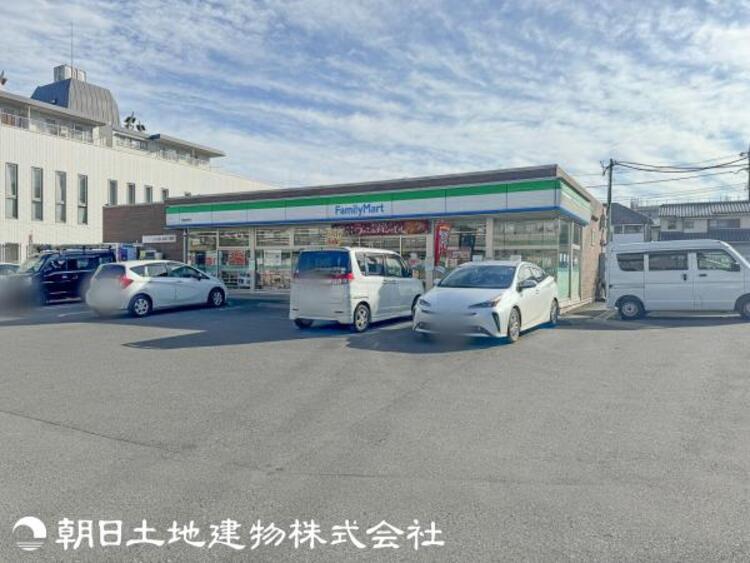 周辺 ファミリーマート 高尾駅南店迄150ｍ