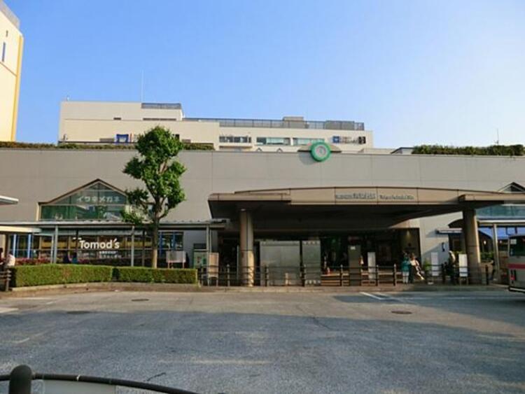 周辺 東急電鉄田園都市線青葉台駅までバス便13分「横浜美術大学」停徒歩10分（約2900ｍ）