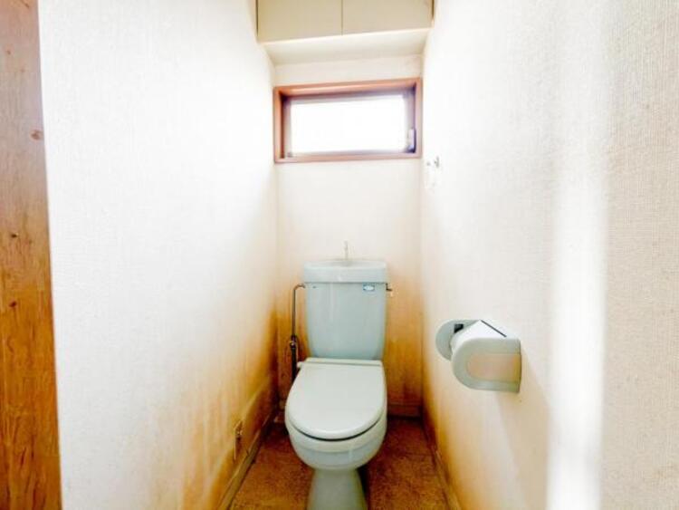 トイレ 【トイレ】ウォシュレット、保温機能付き便座など充実の設備です　お掃除がしやすくストレスフリー！！ 