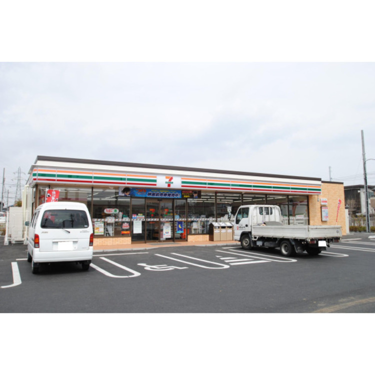 周辺 セブンイレブン(約580m)