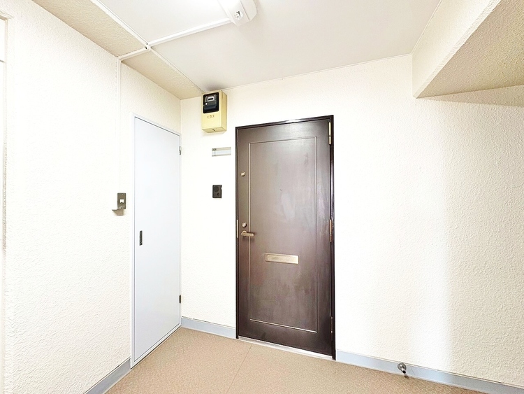 玄関 玄関を開ければ、そこは安らぎのご自宅。