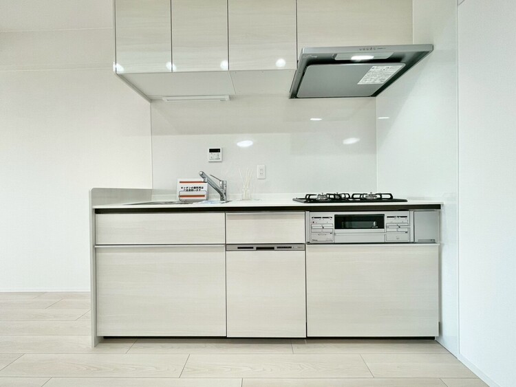 キッチン 洗練されたスタイリッシュなデザイン性と使いやすさを備えた仕様。